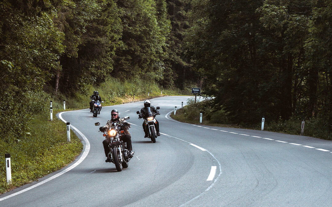 Road trip moto dans le Haut-Doubs : 3 circuits au départ de Morteau